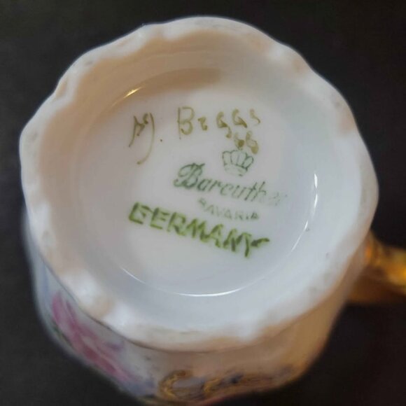 Three Very Charming Antique Creamers - Picture 5 of 11